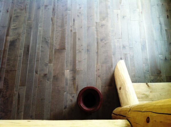 Hard maple — millrun 51/4 grey ash satin 160pi2 1,99$ NO TAXES