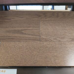 Red oak — Millrun 31/4 antic bronze mat 240pi2 2,49$/sqft NO TAXES
